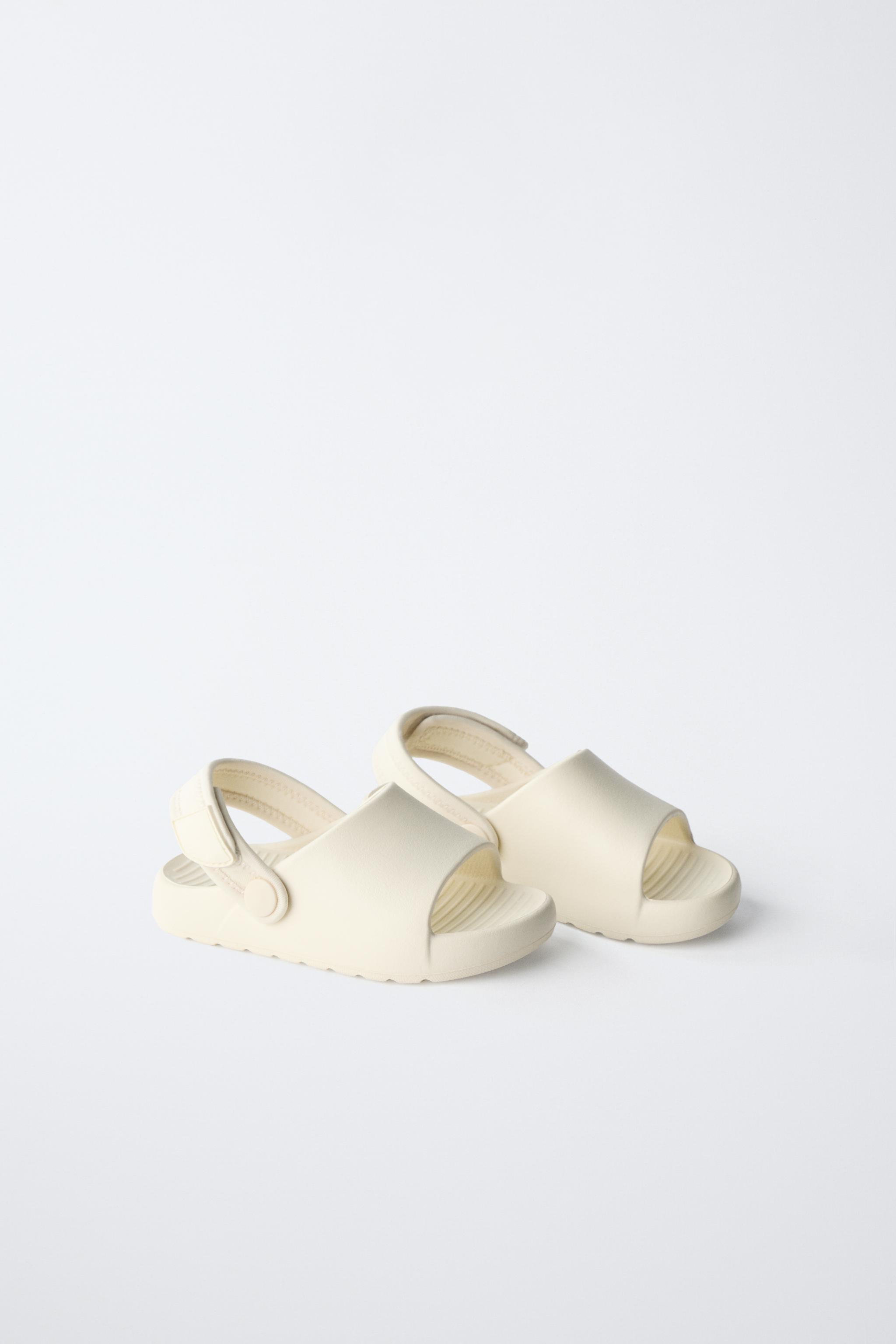RUBBER SLIDE SANDALS